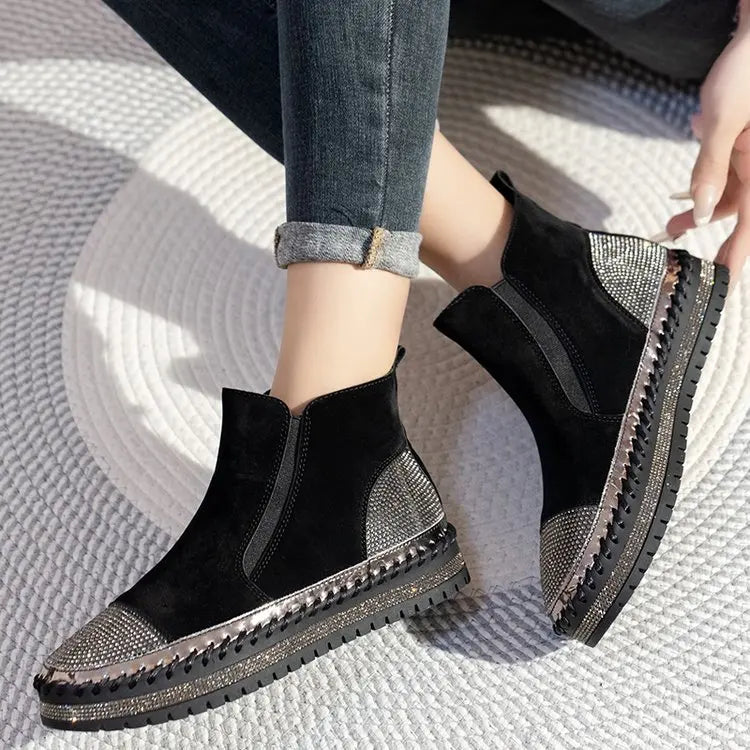 Elegant Chelsea Suede Platform Boots