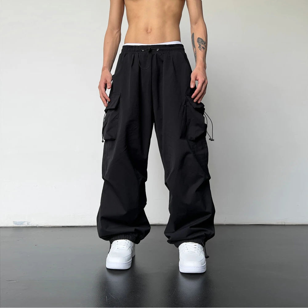 Relaxed Fit Wide-Leg Cargo Pants