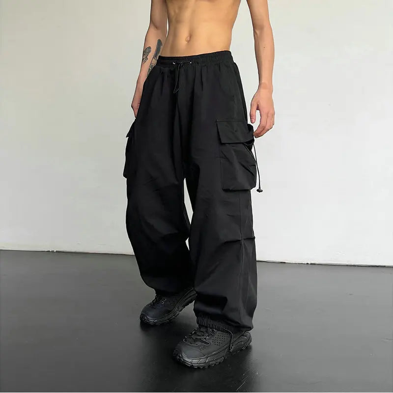 Relaxed Fit Wide-Leg Cargo Pants