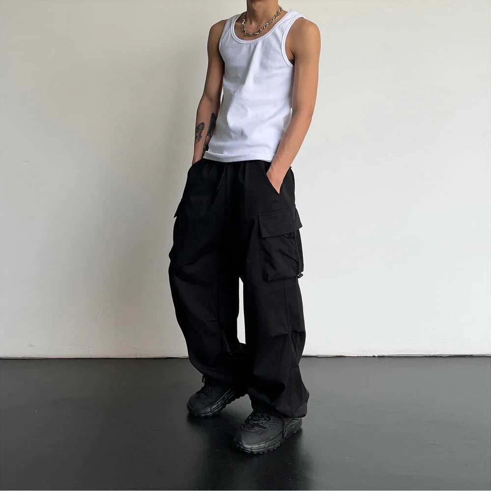 Relaxed Fit Wide-Leg Cargo Pants